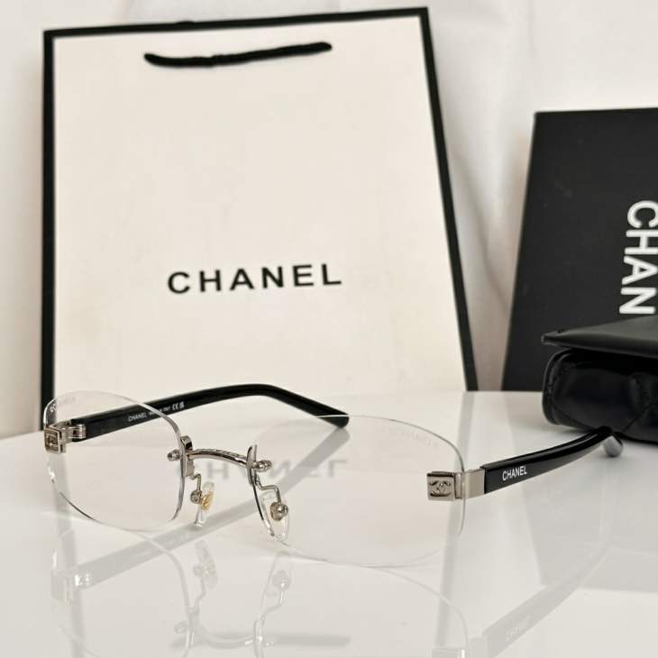 Picture of Chanel Sunglasses _SKUfw79399320fw